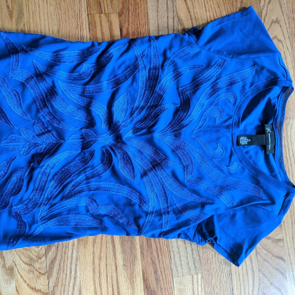 Super cute blue blouse